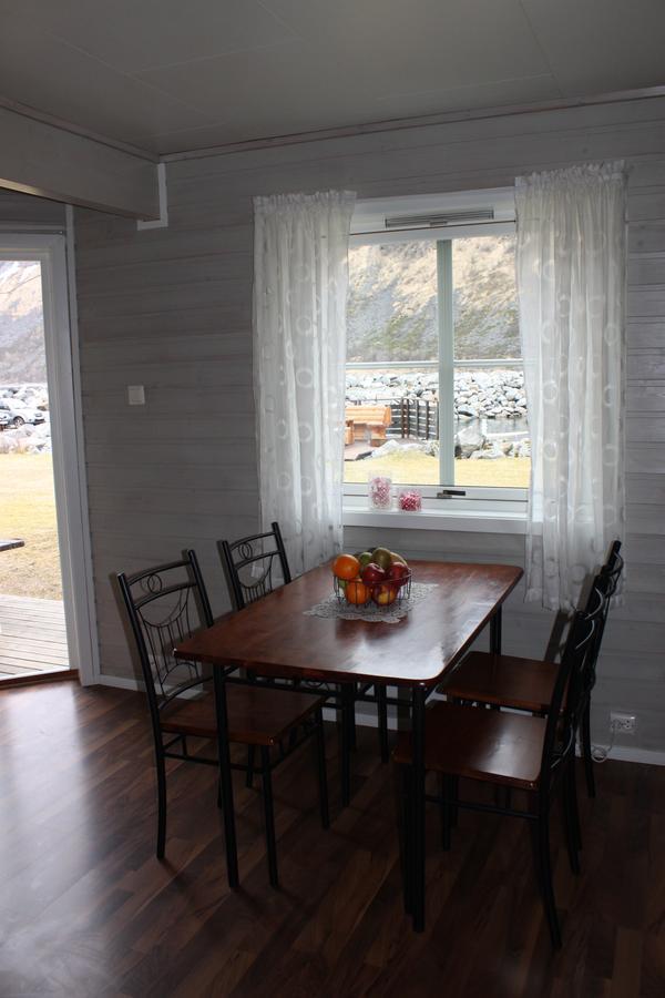 Kaikanten Gryllefjord Apartment Екстериор снимка